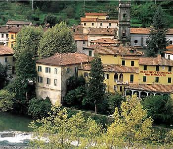 Hotel Ristorante Corona Lucca Dış mekan fotoğraf